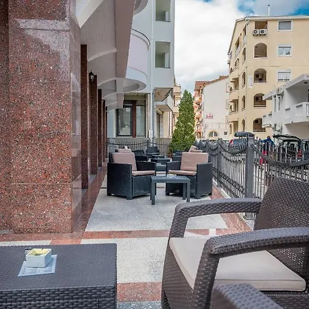 Garni Mb 3* Budva