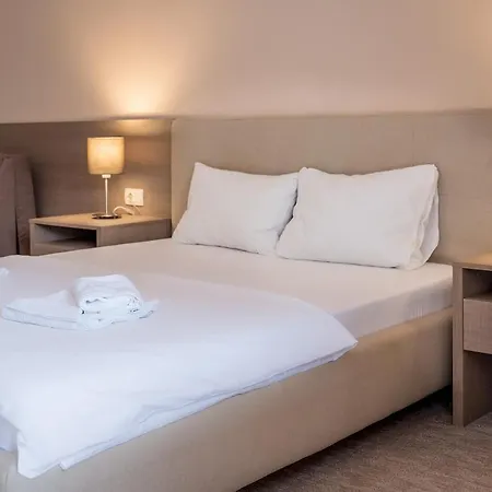 Garni Mb Hotel 3*