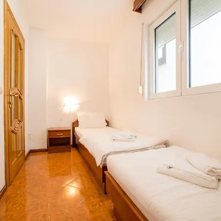 Garni Mb 3* Budva